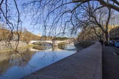 11 Mart 2017 tarihinde, Roma, İtalya. Görünümü, bentleri ve Tiber. 