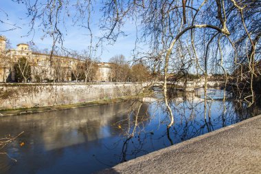 11 Mart 2017 tarihinde, Roma, İtalya. Görünümü, dolgu ve Tiber Nehri
