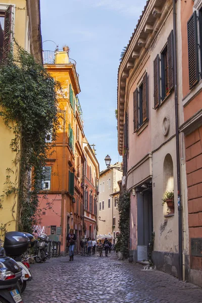 Rome Italy March 2017 People Picturesque Street Historical Region Trastevere — Stock Photo, Image