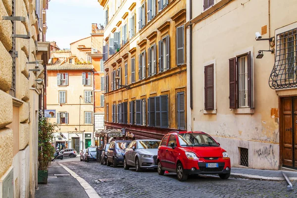 Rome Italy March 2017 Cars Parked Beautiful Street Historical Part — Stock Photo, Image
