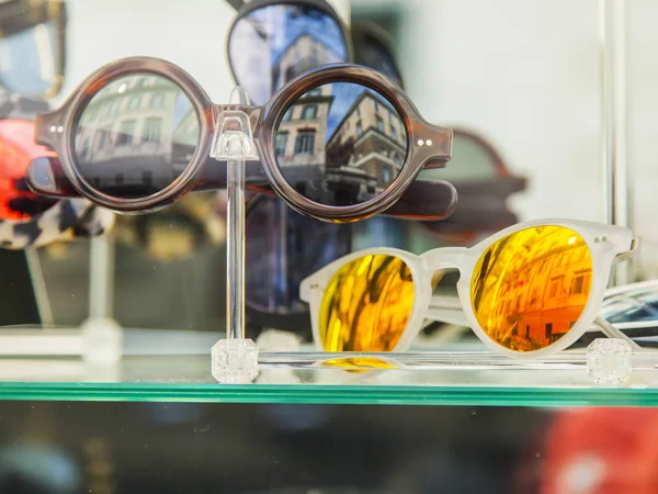 Řím Itálie Března 2017 Různé Brýle Výloze Obchodu Trhu Náměstí — Stock fotografie