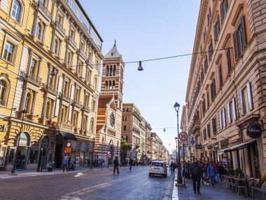 11 Mart 2017 tarihinde, Roma, İtalya. Güzel pitoresk şehrin tarihsel bir parçası sokakta