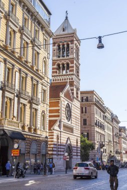 11 Mart 2017 tarihinde, Roma, İtalya. Güzel pitoresk şehrin tarihsel bir parçası sokakta