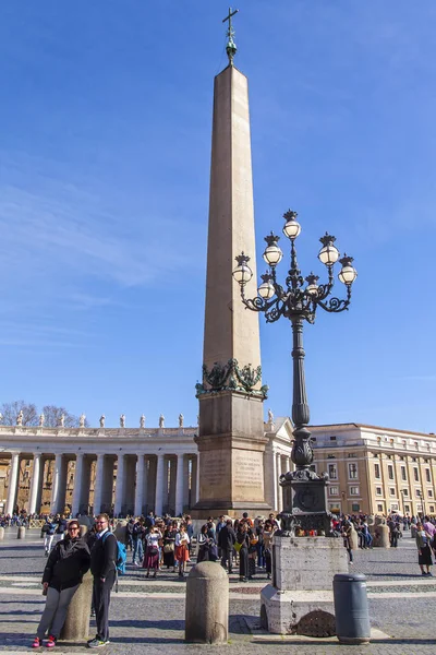 Rome Italy March 2017 Egyptian Obelisk Saint Peter Square Vatican — Stock Photo, Image