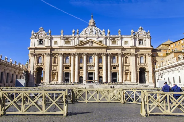 意大利 在2017年3月9日 观看在梵蒂冈的地区和圣彼得大教堂 — 图库照片