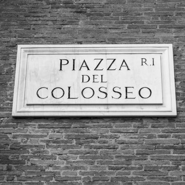 11 Mart 2017 tarihinde, Roma, İtalya. Eski şehir merkezinde inşa sokağın adı ile plaka