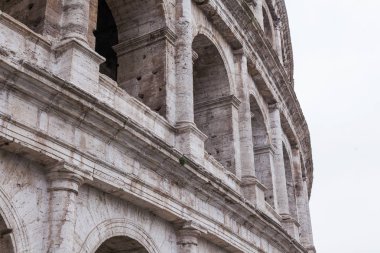 11 Mart 2017 tarihinde, Roma, İtalya. Colosseum - bir şehrin en bilinen mekanlara