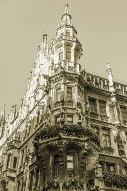 Münih, Almanya, üzerinde 16 Ağustos 2018. Mimari detaylar, yeni Belediye Binası (Neues Rathaus)