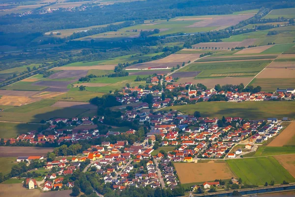 Vista Pittoresca Della Superficie Del Terreno Una Finestra Dell Aereo — Foto Stock