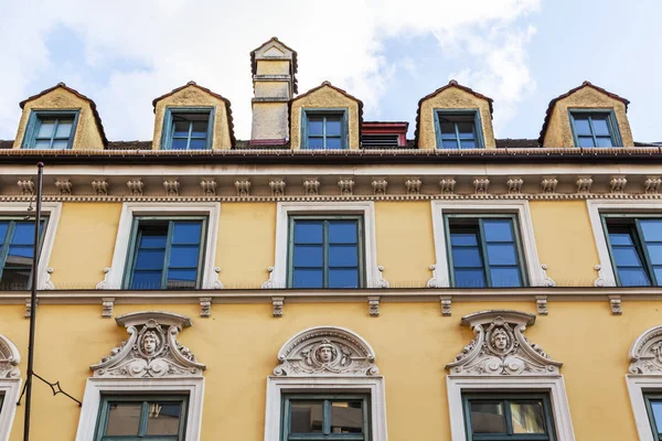 Munich Germany August 2018 Beautiful Fragment Building Traditional Bavarian Architecture — Stock Photo, Image