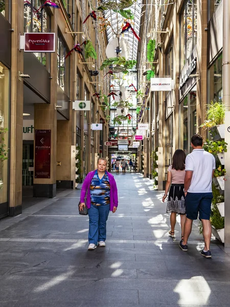 Múnich Alemania Agosto 2018 Pasaje Comercial Ciudad Vieja Alstadt —  Fotos de Stock