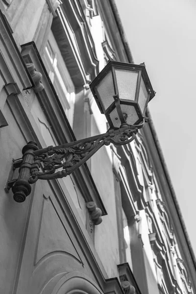 München Deutschland August 2018 Die Schöne Lampe Schmückt Eine Hausfassade — Stockfoto