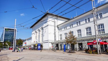 17 Ağustos 2018 üzerinde Salzburg, Avusturya. Merkez Tren İstasyonu inşası