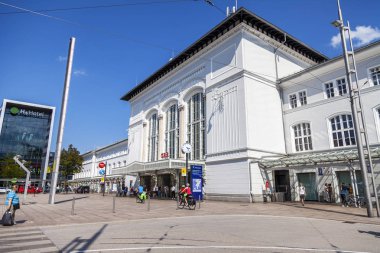17 Ağustos 2018 üzerinde Salzburg, Avusturya. Merkez Tren İstasyonu inşası