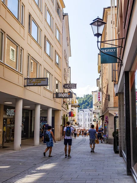ザルツブルク オーストリア 2018 旧市街の美しい通り — ストック写真
