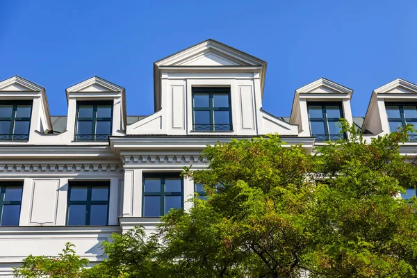 Münih, Almanya, üzerinde 16 Ağustos 2018. Şehir merkezinde modern mimari. 