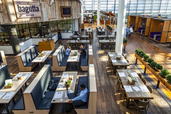 München Duitsland Augustus 2018 Aantrekkelijke Café Aan Internationale Luchthaven Van — Stockfoto