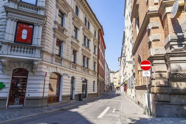 München Tyskland Augusti 2018 Vacker Stads Utsikt Människor Går Längs — Stockfoto