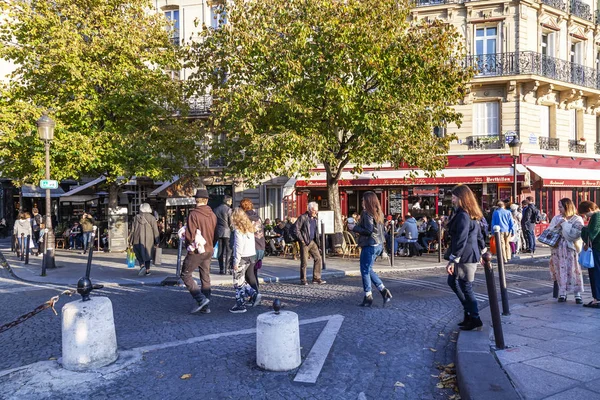 París Francia Octubre 2018 Una Vista Urbana Mesitas Café Tradicional — Foto de Stock