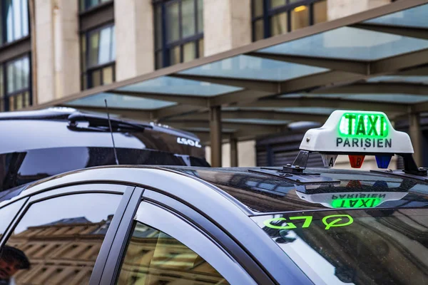 Paris France October 2018 Taxi Car City Street — Stock Photo, Image