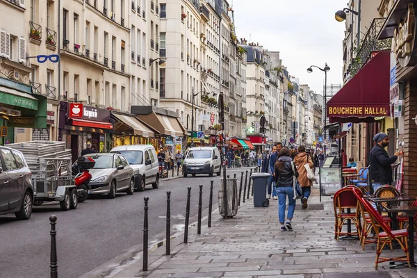 フランス 2018 典型的な都市の歴史的な通りの建物 — ストック写真