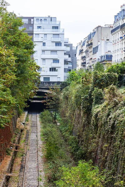 2018年10月26日 法国巴黎 废弃环城铁路 Pette Ceinture 的地点 — 图库照片