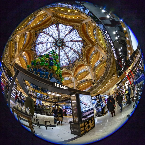 Paříž Francie Října 2018 Obchodní Přízemí Prodejny Galeries Lafayette Novoroční — Stock fotografie