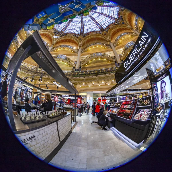 Paříž Francie Října 2018 Obchodní Přízemí Prodejny Galeries Lafayette Ryby — Stock fotografie