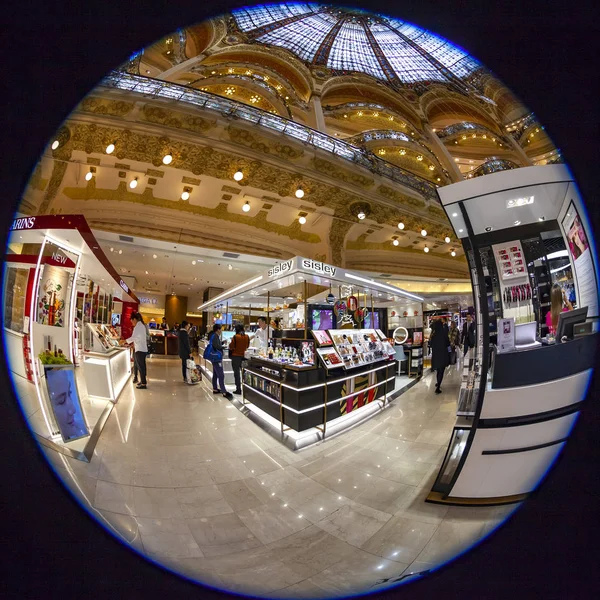 Paříž Francie Října 2018 Obchodní Přízemí Prodejny Galeries Lafayette Ryby — Stock fotografie