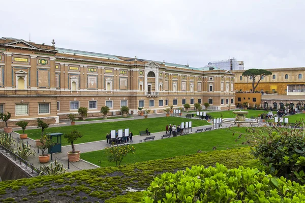 Rom Italien Mars 2017 Byggnaden Vatikanmuseerna Från Vatikanen Trädgårdar — Stockfoto