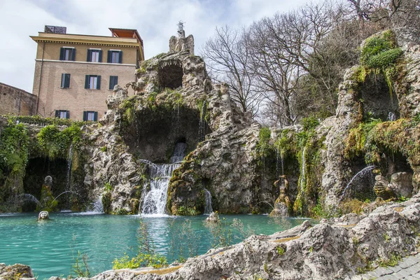 Řím Itálie Března 2017 Starou Kašnu Území Vatikánské Zahrady — Stock fotografie