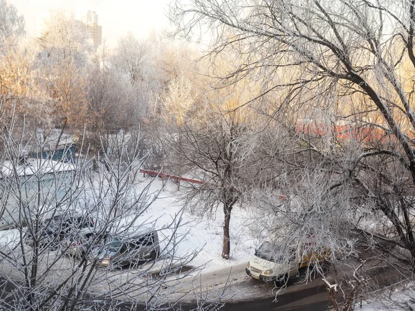 Pushkino Federacja Rosyjska Grudnia 2018 Widok Okna Ulicy Miasta Parking — Zdjęcie stockowe
