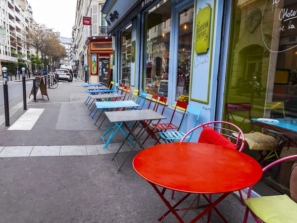 Paris Frankreich Oktober 2018 Typische Pariser Straße Morgen Cafétische Unter — Stockfoto
