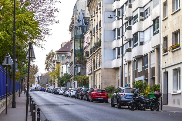 Parigi Francia Ottobre 2018 Tipica Strada Cittadina Con Edificio Storico — Foto Stock