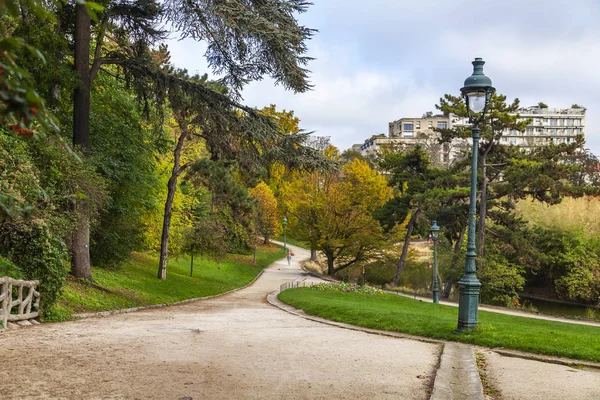 Париж Франция Октября 2018 Красивая Дорожка Парке Монтса Английском Стиле — стоковое фото