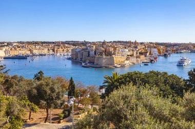 Valletta, Malta, üzerinde 8 Ocak 2019. Anket platformu bir görünümden pitoresk Körfez ve üç şehirler