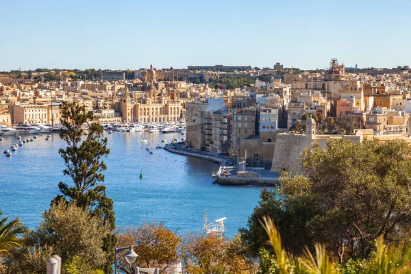 Valletta, Malta, üzerinde 8 Ocak 2019. Anket platformu bir görünümden pitoresk Körfez ve üç şehirler