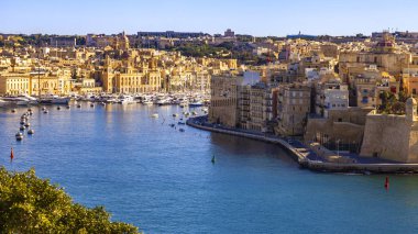Valletta, Malta, üzerinde 8 Ocak 2019. Anket platformu bir görünümden pitoresk Körfez ve üç şehirler