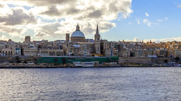 Valletta Málta Január 2019 Hagyományos Panorámás Kilátás Nyílik Városra Tenger — Stock Fotó