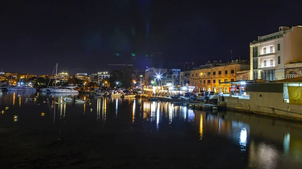 Sliema Malta Enero 2019 Mirada Nocturna Pintoresco Terraplén Bahía Iluminado — Foto de Stock