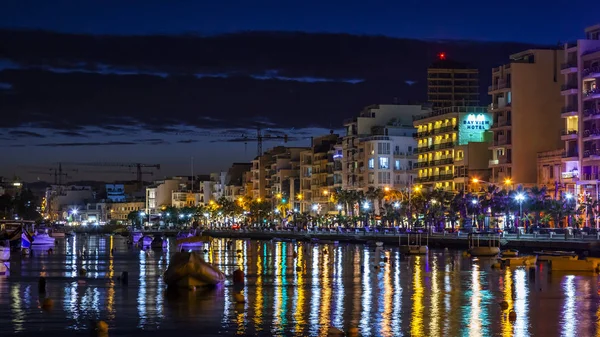 Sliema Malta January 2019 Night Look Picturesque Embankment Bay Lit — Stock Photo, Image
