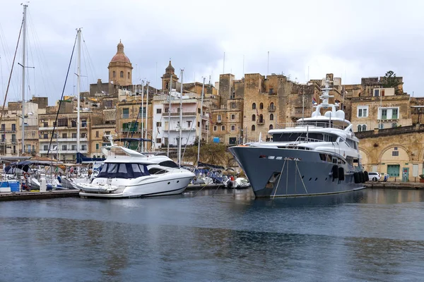 Valletta Malta January 2019 Various Ships Yachts Moored Grand Harbor — Stock Photo, Image