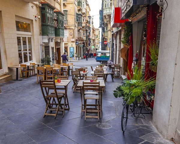 Valletta Malta Janeiro 2019 Pessoas Vão Longo Movimentada Rua Comercial — Fotografia de Stock