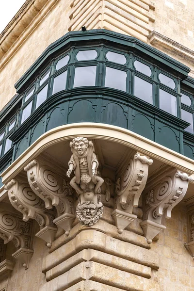 Валлетта Мальта Января 2019 Года Традиционные Балконы Старинных Таунхаусов Являются — стоковое фото
