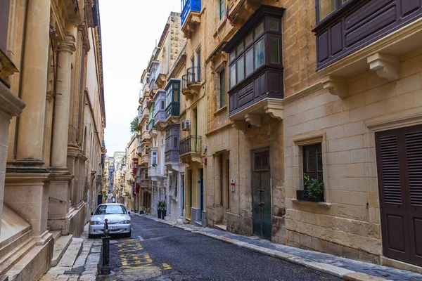 Valletta Malta Ledna 2019 Pohled Městskou Lidé Chodí Rušné Nákupní — Stock fotografie