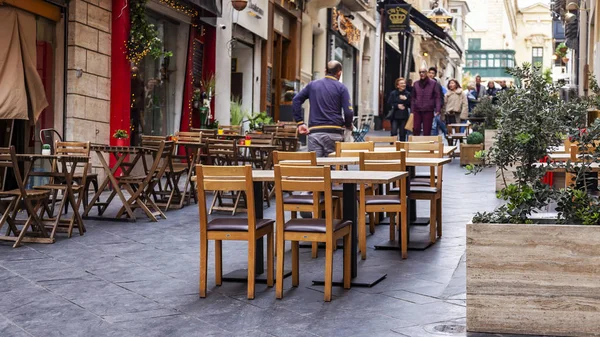 Valeta Malta Enero 2019 Gente Por Concurrida Calle Comercial Ciudad — Foto de Stock