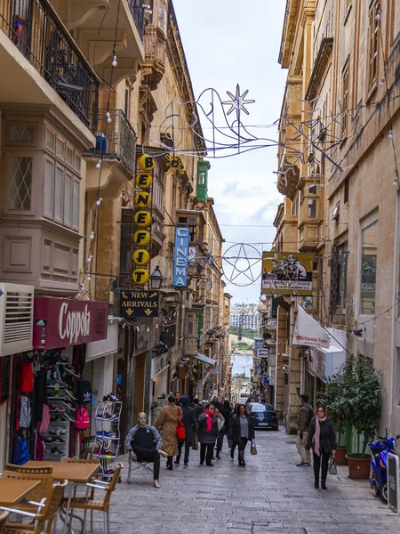 Valletta Malta January 2019 Urban View People Busy Shopping Street — Stock Photo, Image