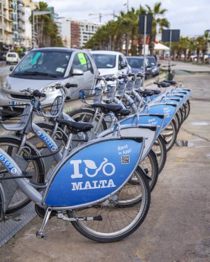 Il-Gzira, Malta, üzerinde 8 Ocak 2019. Dolgu Bisiklet Kiralama Merkezi