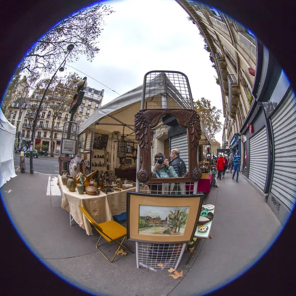 Parijs Frankrijk Oktober 2018 Pittoreske Toon Venster Van Zondag Rommelmarkt — Stockfoto
