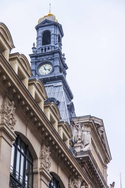 Paris, Fransa, üzerinde 26 Ekim 2018. Kentsel görünümü. Bina cephe parçası Grands Boulevards